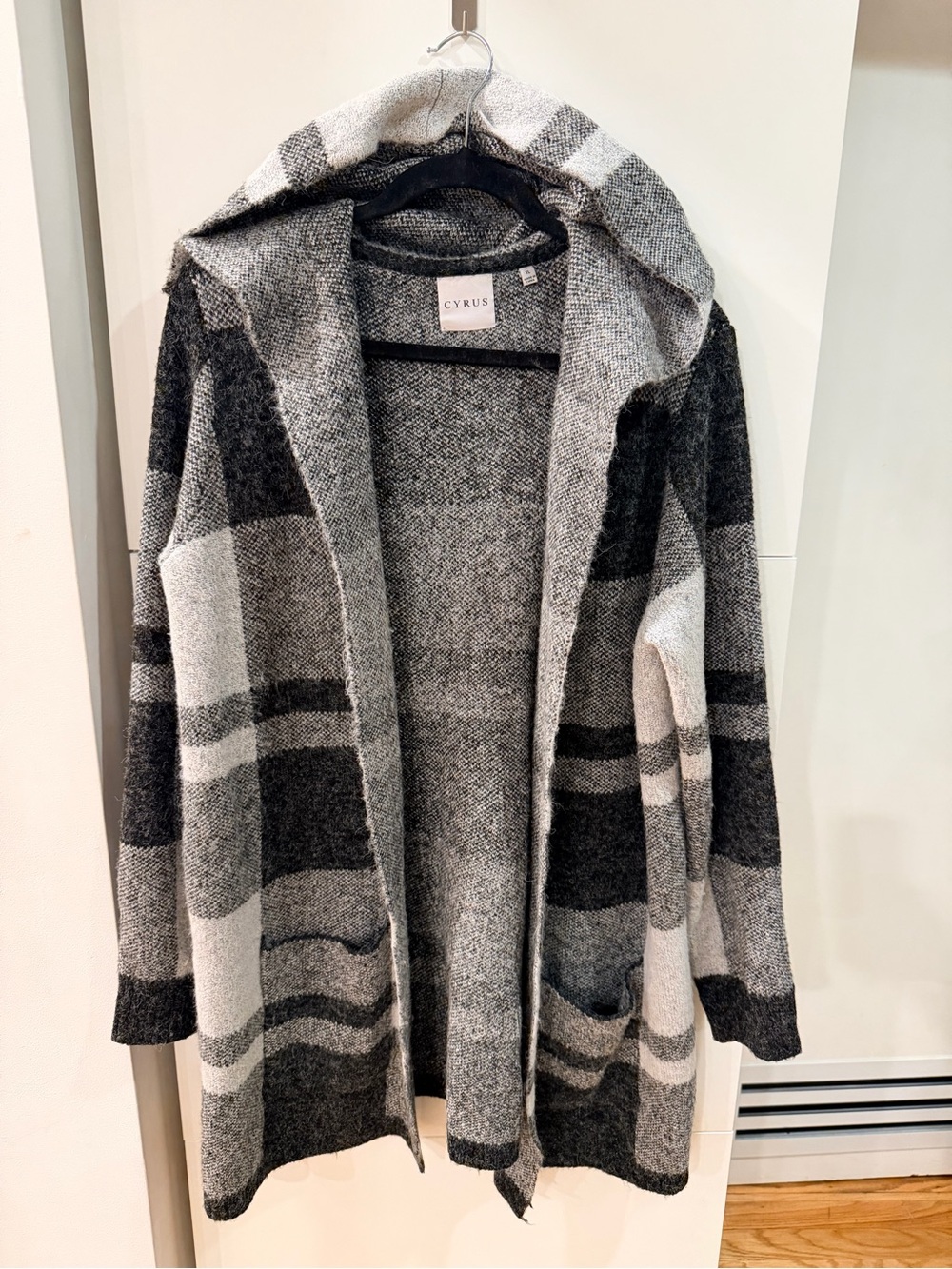 Cyrus Black Gray Plaid Hooded Open Front Cardigan Sweater Size XL